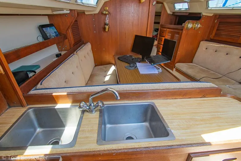 Slide: The Image of Catalina 30 1984 - 5345944