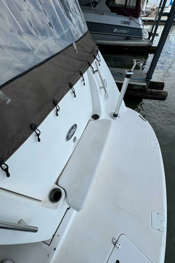 Slide: The Image of Rinker 280 Express Cruiser 2007 - 5346515