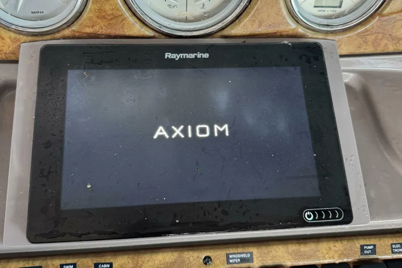 Slide: The Image of Rinker 280 Express Cruiser 2007 - 5346520