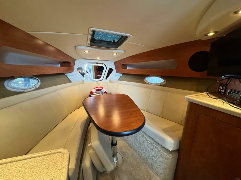 Slide: The Image of Rinker 280 Express Cruiser 2007 - 5346522