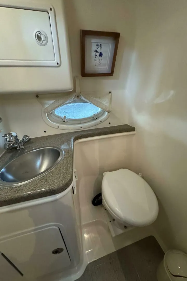 Slide: The Image of Rinker 280 Express Cruiser 2007 - 5346524