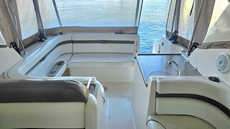 Slide: The Image of Rinker 280 Express Cruiser 2007 - 5346527