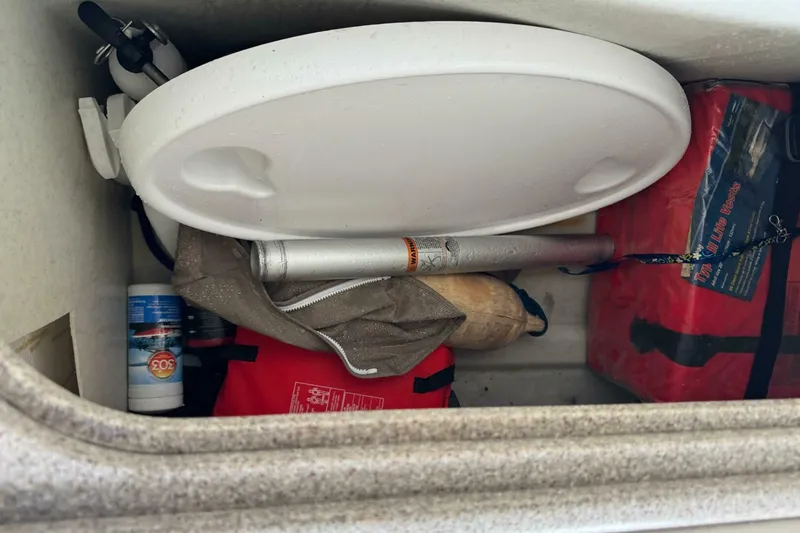 Slide: The Image of Rinker 280 Express Cruiser 2007 - 5346511