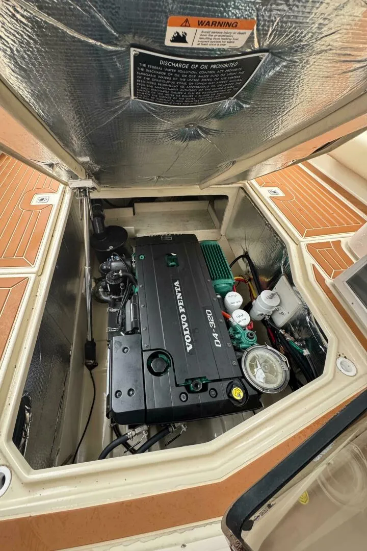 Slide: The Image of Ranger Tug R-31CB 2021 - 5346746