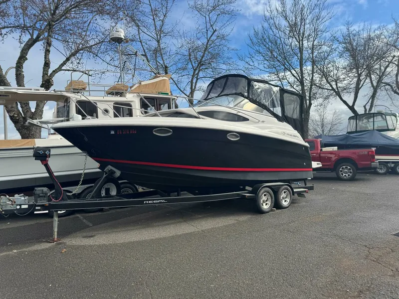 Slide: The Image of Regal 2565 Express Cruiser 2008 - 5346937