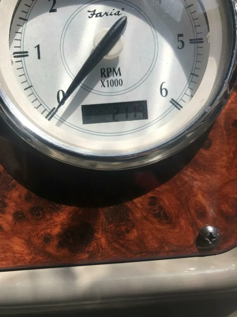 Slide: The Image of Regal 2565 Express Cruiser 2008 - 5346949