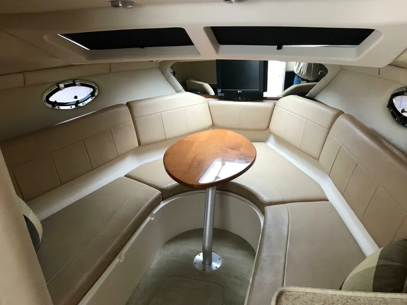 Slide: The Image of Regal 2565 Express Cruiser 2008 - 5346956