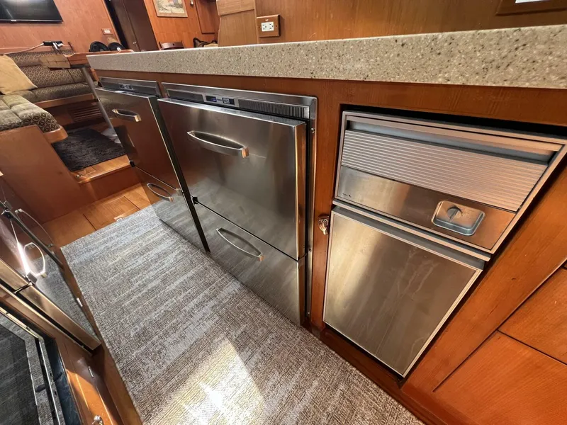 Slide: The Image of Hylas 70 Sail 2009 - 5751642