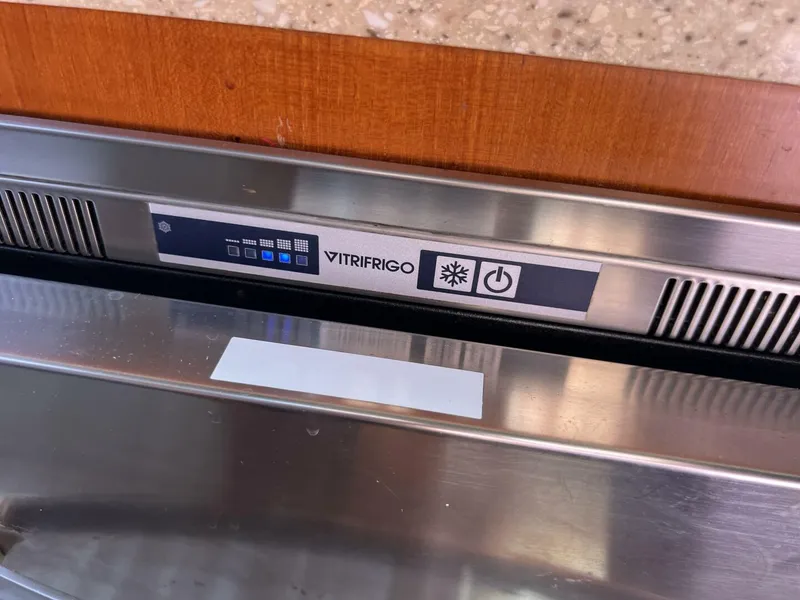 Slide: The Image of Hylas 70 Sail 2009 - 5751646