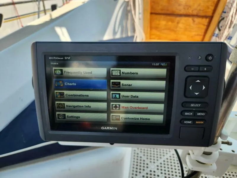 Slide: The Image of Tartan 34-2 1986 - 5347179