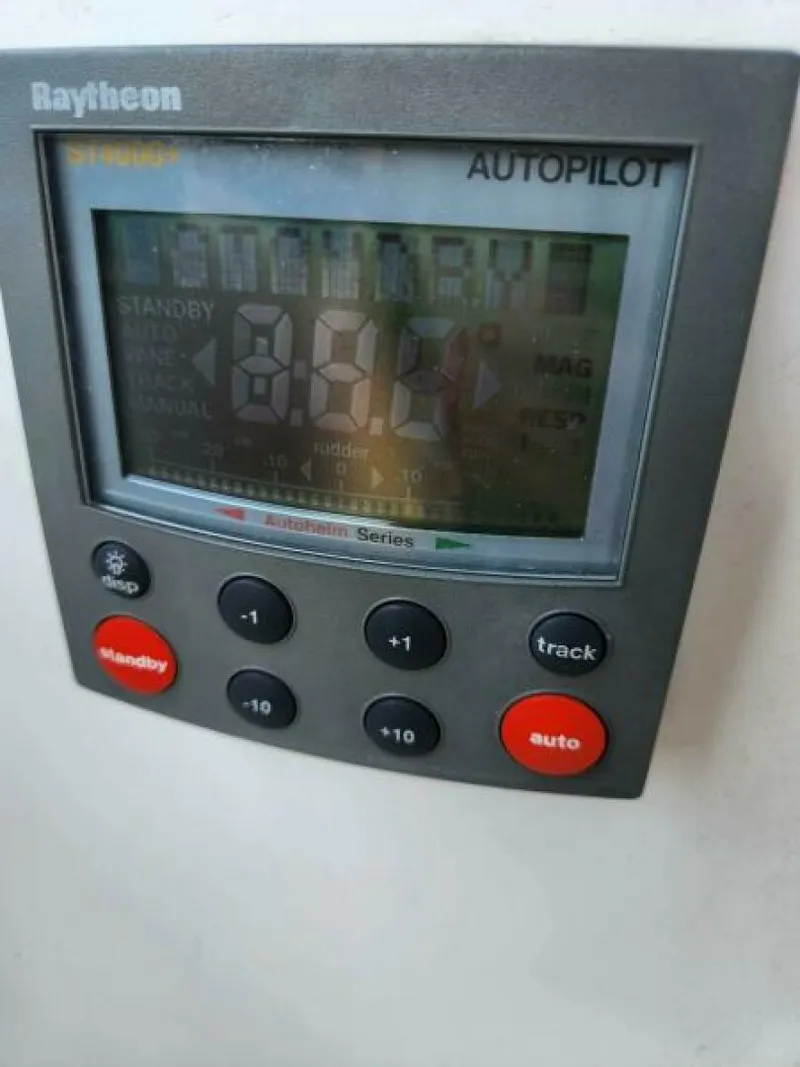 Slide: The Image of Tartan 34-2 1986 - 5347181