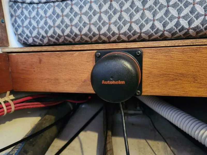 Slide: The Image of Tartan 34-2 1986 - 5347201