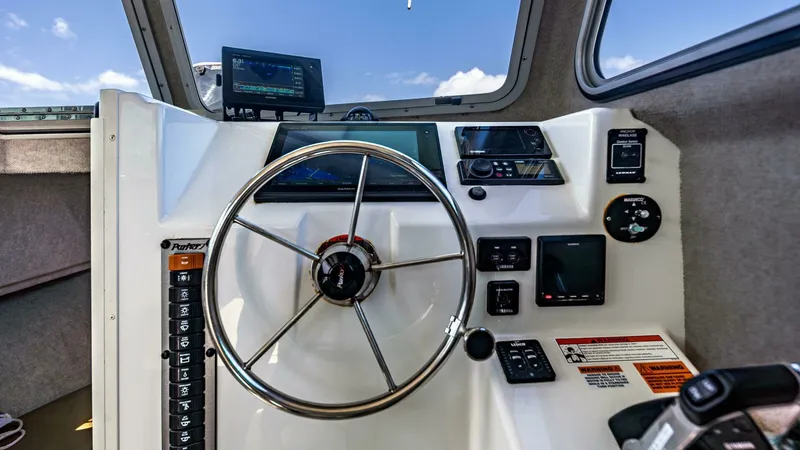 Slide: The Image of Parker Marine 2820 XLD 2018 - 7654842