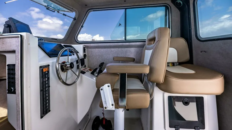 Slide: The Image of Parker Marine 2820 XLD 2018 - 7654839
