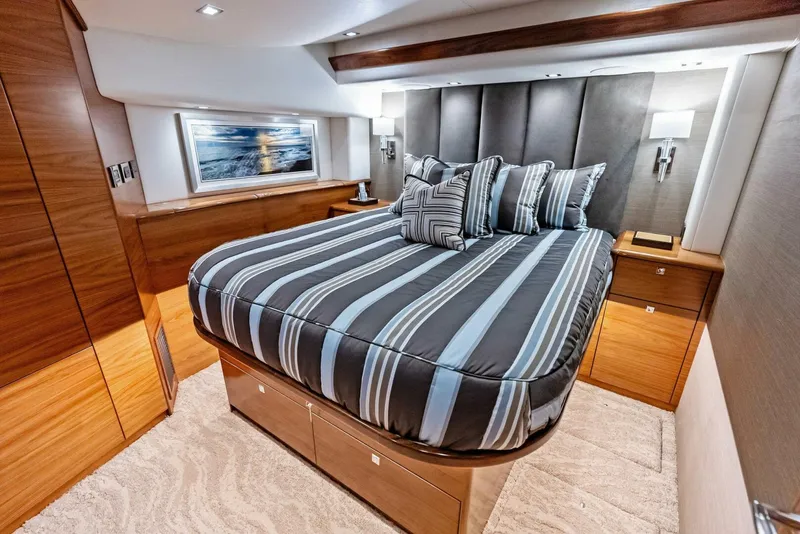 Slide: The Image of 2023 Viking 64 Convertible- SIN PELO- Master Stateroom - 5894012