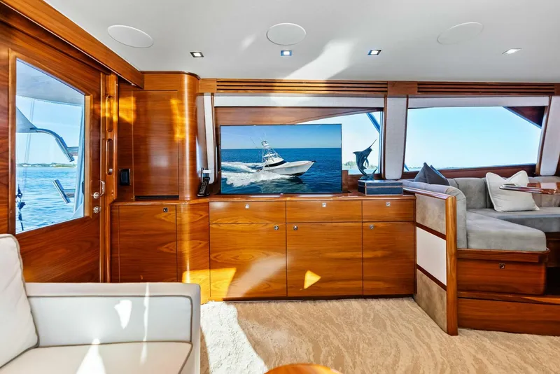 Slide: The Image of 2023 Viking 64 Convertible- SIN PELO- Salon - 5894031