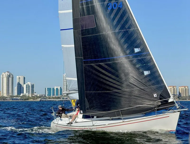 Slide: The Image of Frers 30 1987 - 5423803