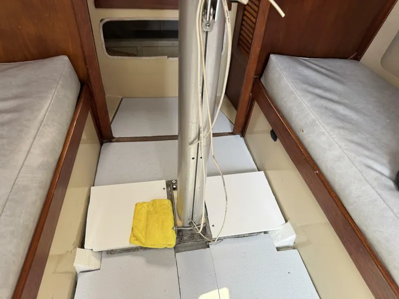 Slide: The Image of Frers 30 1987 - 5466845