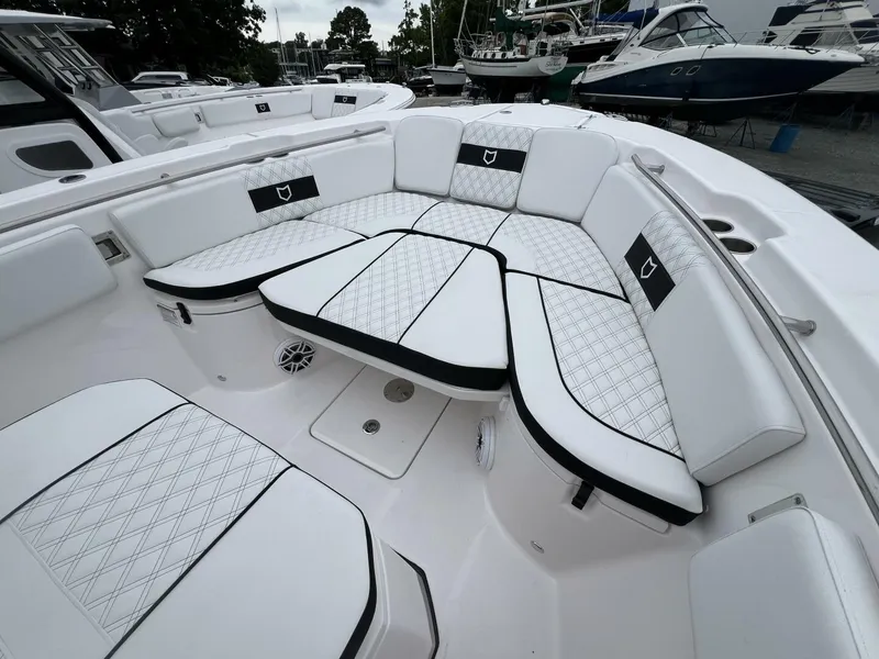 Slide: The Image of Sea Fox 288 Commander 2025 - 5348928