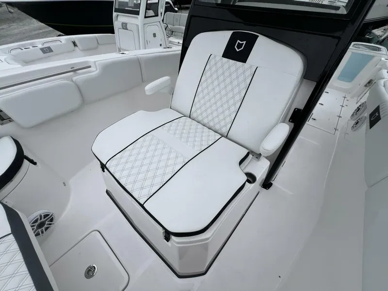 Slide: The Image of Sea Fox 288 Commander 2025 - 5348929