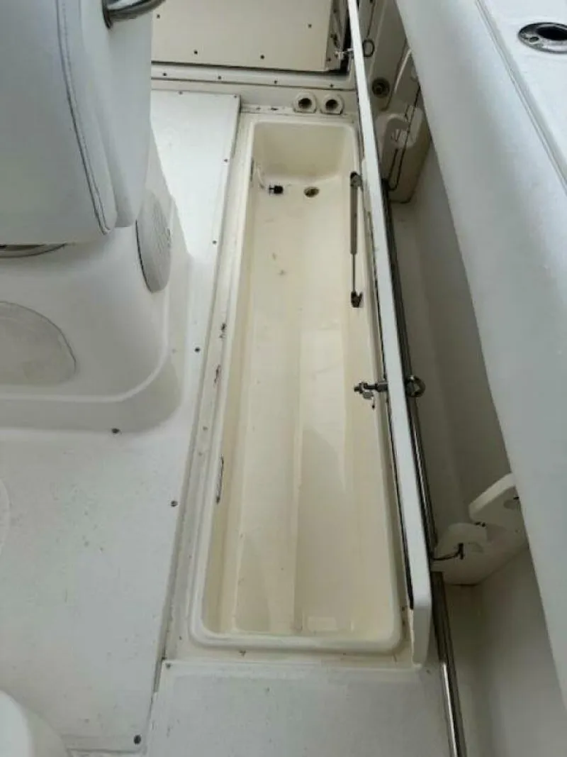 Slide: The Image of Boston Whaler 22 2010 - 5349716