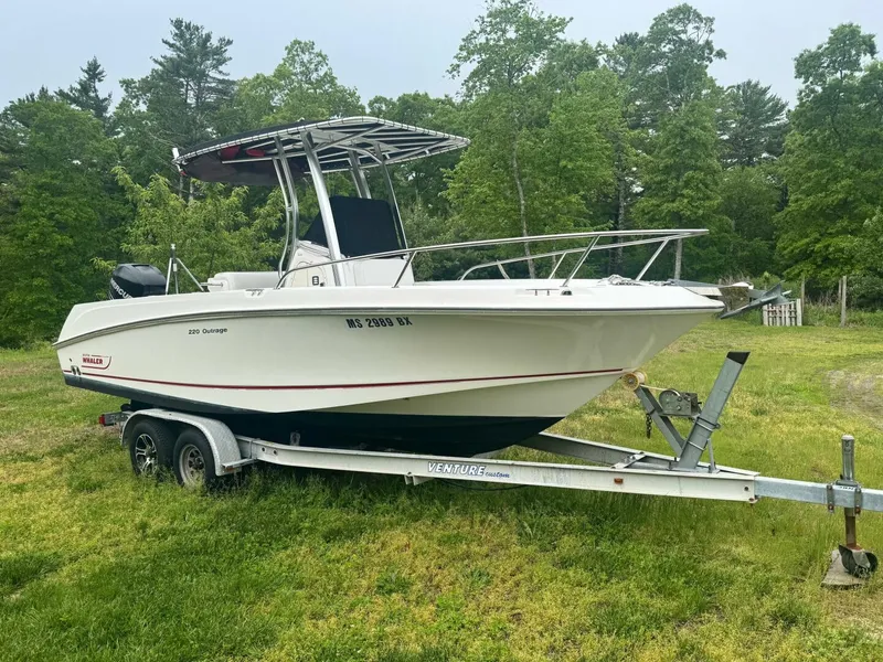 Slide: The Image of Boston Whaler 22 2010 - 5349696