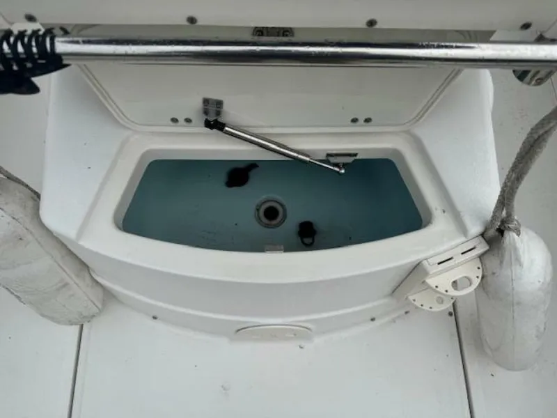 Slide: The Image of Boston Whaler 22 2010 - 5349714