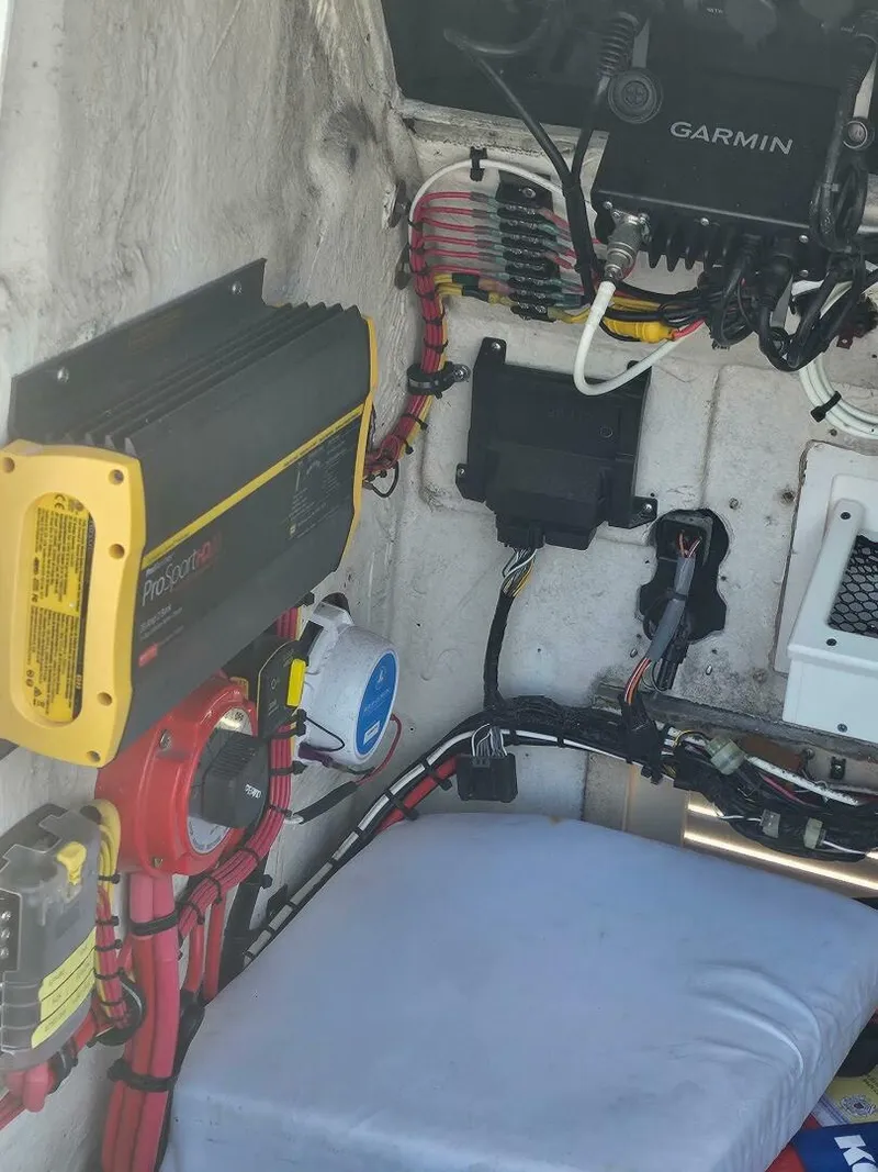 Slide: The Image of Mako 22 1993 - 5350595