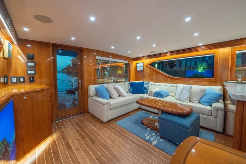 Slide: The Image of Salon Aft Portside - 5351104