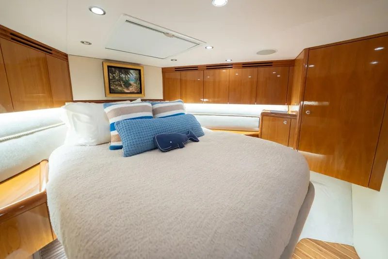 Slide: The Image of VIP Stateroom Image 2 - 5351126