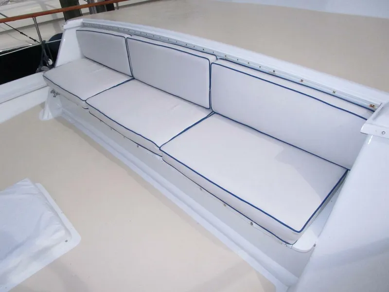 Slide: The Image of Bow Seat   - 5356738