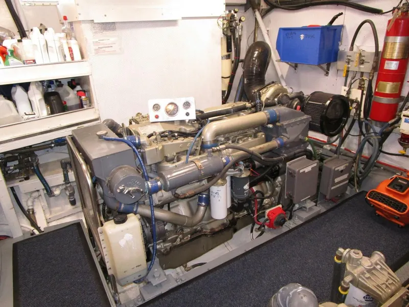 Slide: The Image of Stbd. Engine   - 5356749