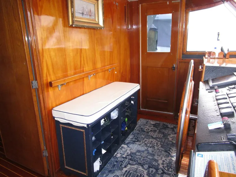 Slide: The Image of Helm Seat   - 5356698