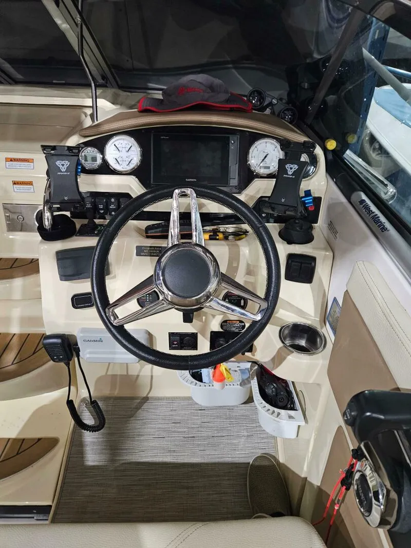 Slide: The Image of Regal 28 Express 2019 - 5351796