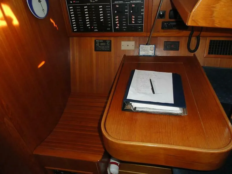 Slide: The Image of Hunter 41 2003 - 5352379