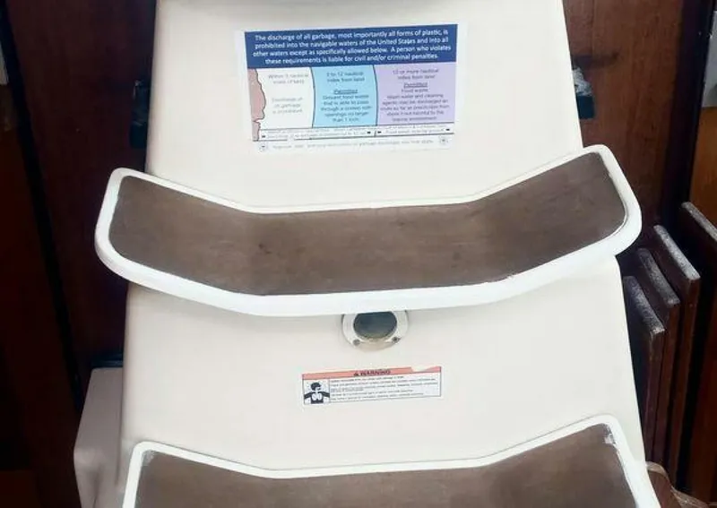 Slide: The Image of Catalina 390 2001 - 5353051