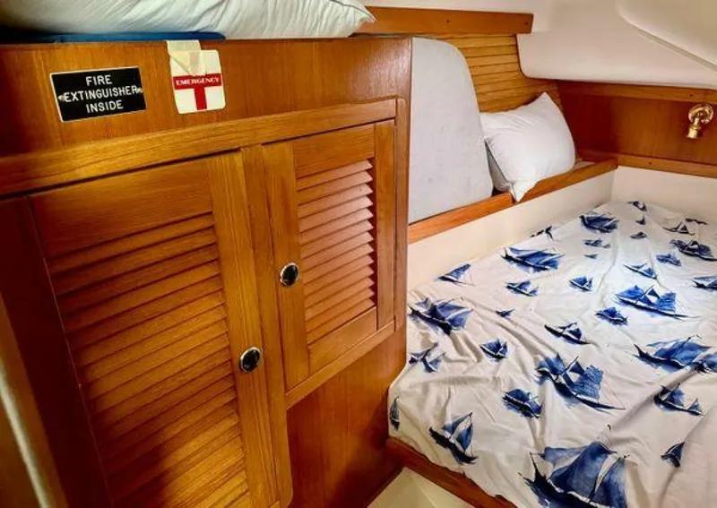 Slide: The Image of Catalina 390 2001 - 5353058