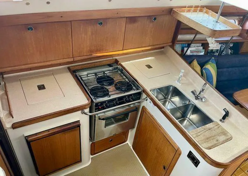 Slide: The Image of Catalina 380 2001 - 5353095