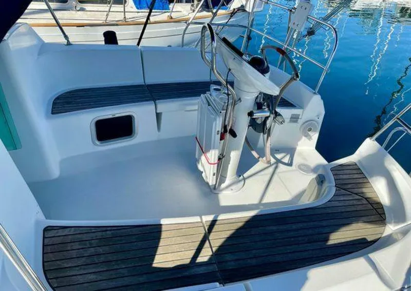 Slide: The Image of Jeanneau Sun Odyssey 35 2004 - 5353136