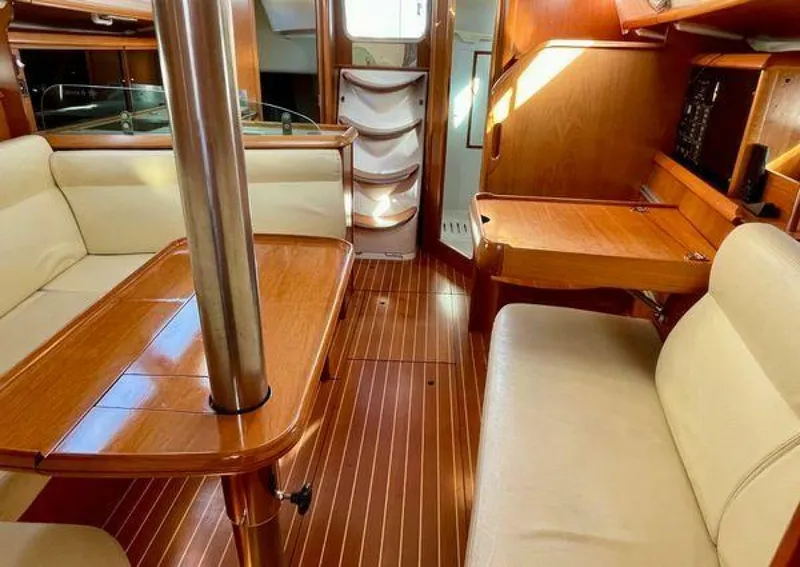 Slide: The Image of Jeanneau Sun Odyssey 35 2004 - 5353156