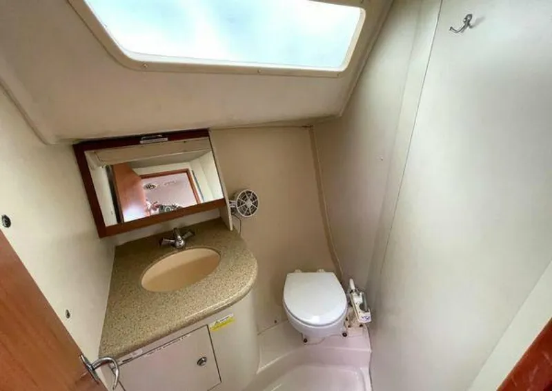 Slide: The Image of Hunter 33 2008 - 5353269