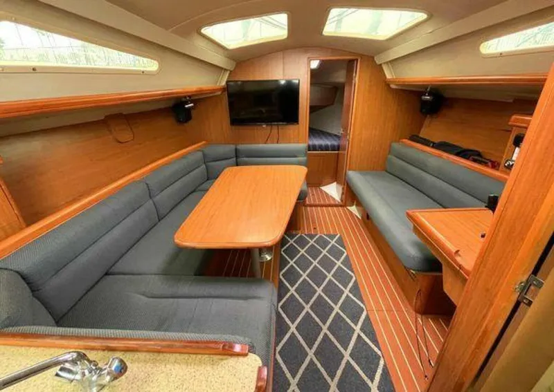 Slide: The Image of Hunter 33 2008 - 5353257