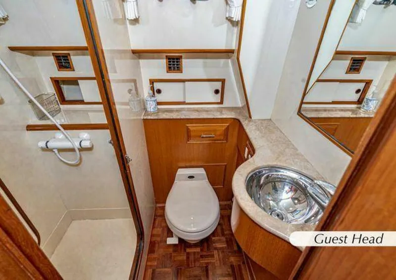 Slide: The Image of Ocean Alexander 450 Classico Sedan 2001 - 5353542