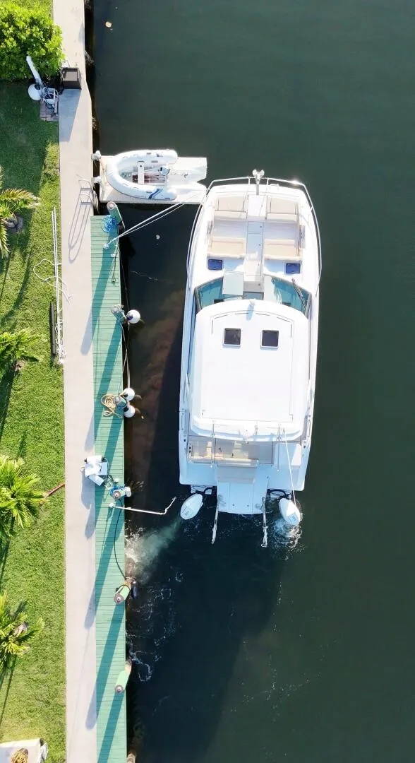 Slide: The Image of Aquila 36 Hydro Foil 2020 - 5354233