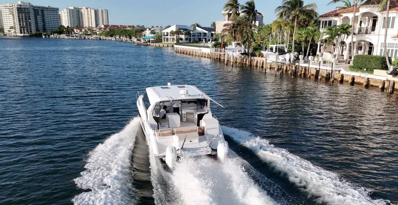 Slide: The Image of Aquila 36 Hydro Foil 2020 - 5354234