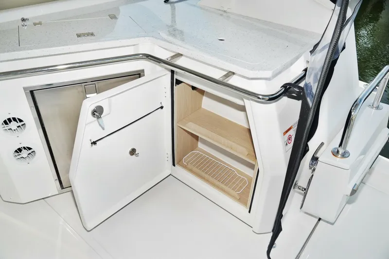 Slide: The Image of Aquila 36 Hydro Foil 2020 - 5354266