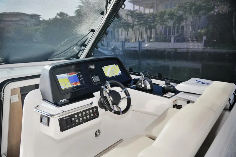 Slide: The Image of Aquila 36 Hydro Foil 2020 - 5354268