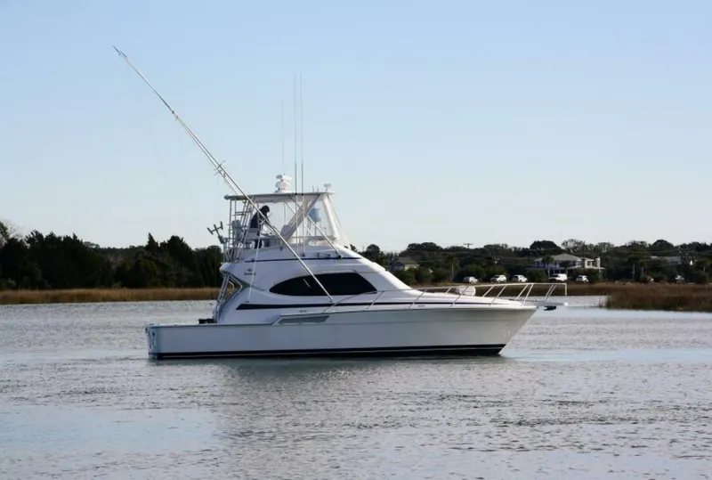 Slide: The Image of Bertram 39 Lineage- Profile 2003 Bertram 390 Convertible Lineage - 5355608