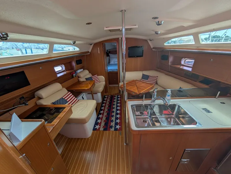 Slide: The Image of Catalina 355 2013 - 5357238