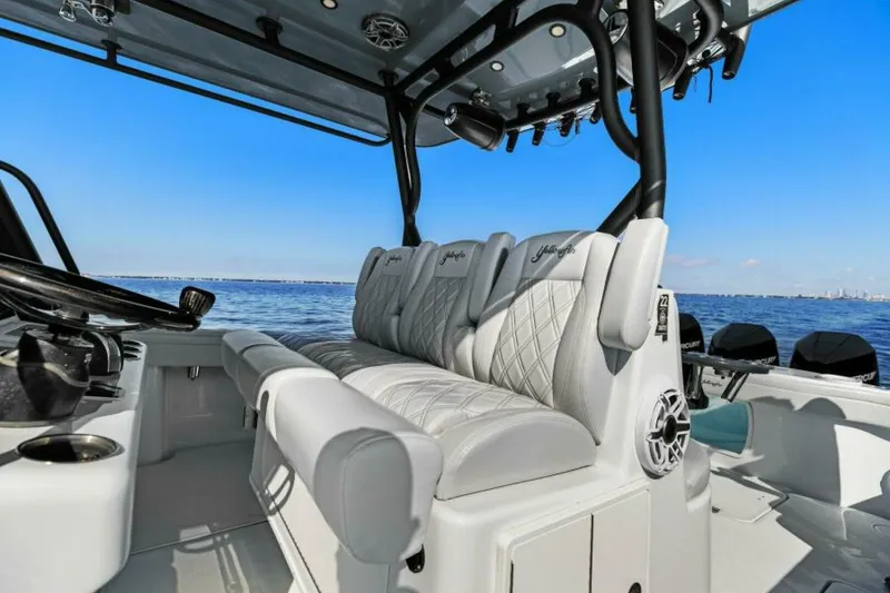 Slide: The Image of 2021 Yellowfin 39 Center Console - 5356574